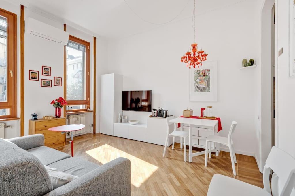 Easylife - Bello E Luminoso Flat In Zona Centrale ميلان المظهر الخارجي الصورة